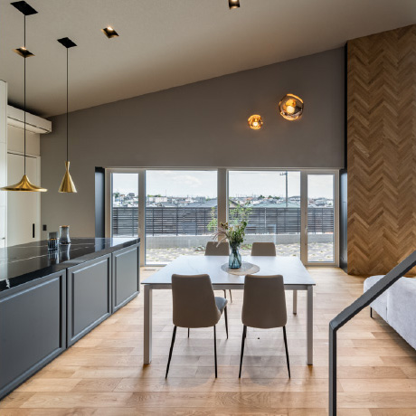 CURIOUS DESIGN WORKERS