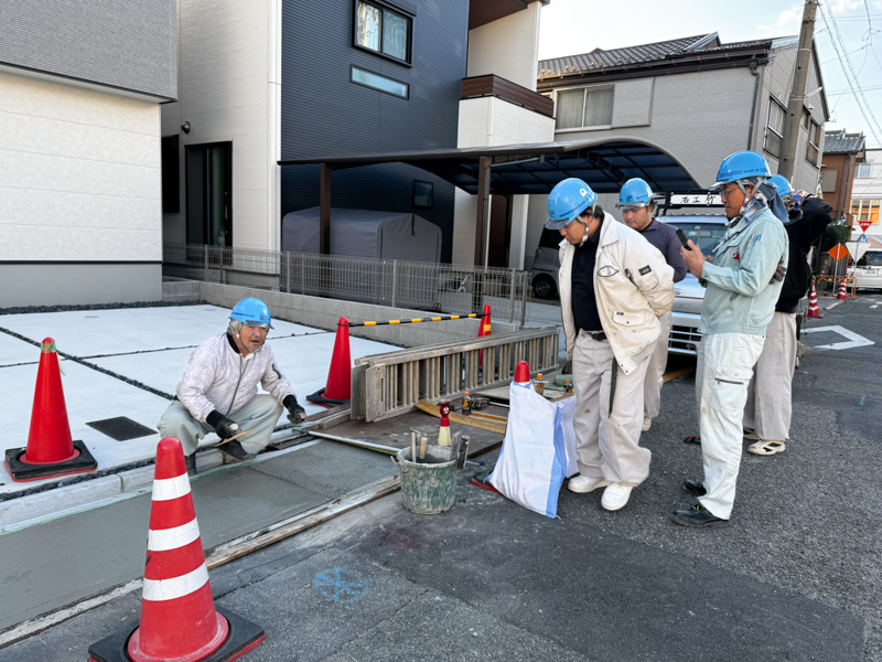 道路や歩道、側溝などの整備